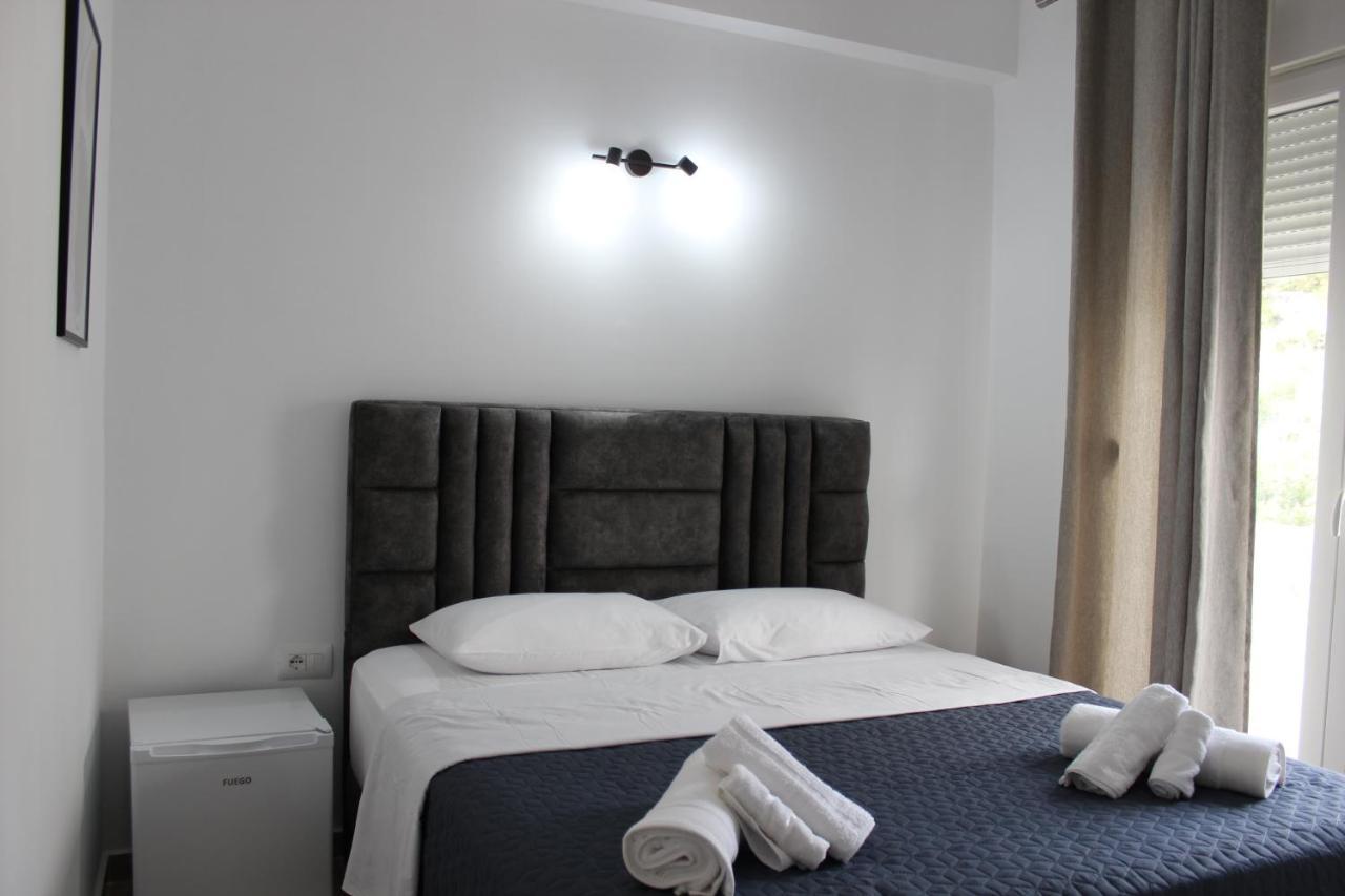 Elite Hotel ซารานเดอ ภายนอก รูปภาพ